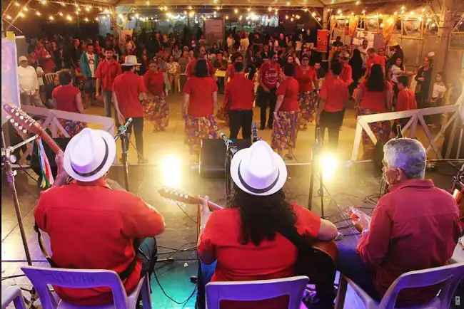 Tradicional Baile de Aleluia acontece hoje (20), em Ubatuba