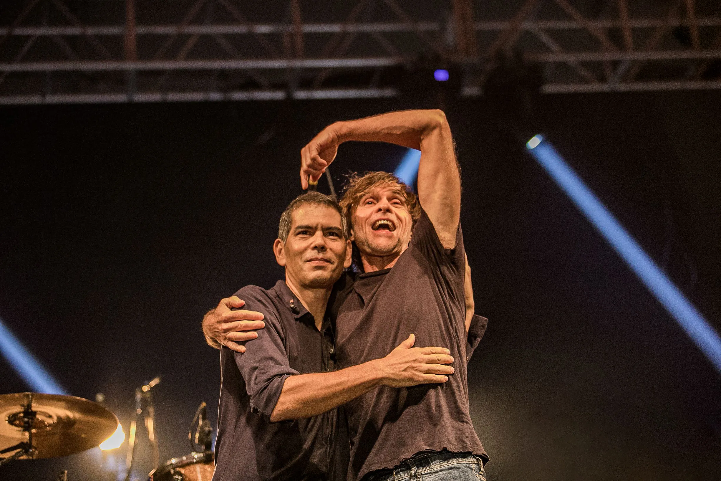 Dado Villa-Lobos e Marcelo Bonfá se apresentam em São José no dia 26 de maio