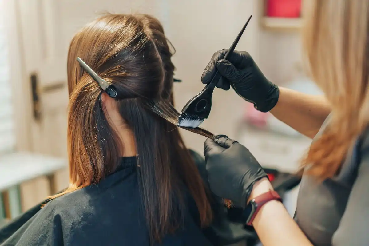 Estudo dos EUA aponta ligação entre tintura de cabelo e maior risco de câncer de mama