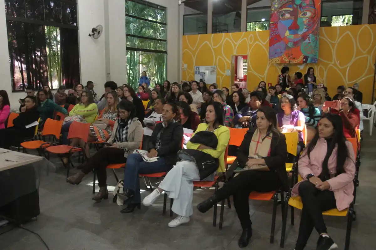 Rede de Enfrentamento de Violência Contra as Mulheres em Jacareí se reúne com a presença de mais de 100 participantes
