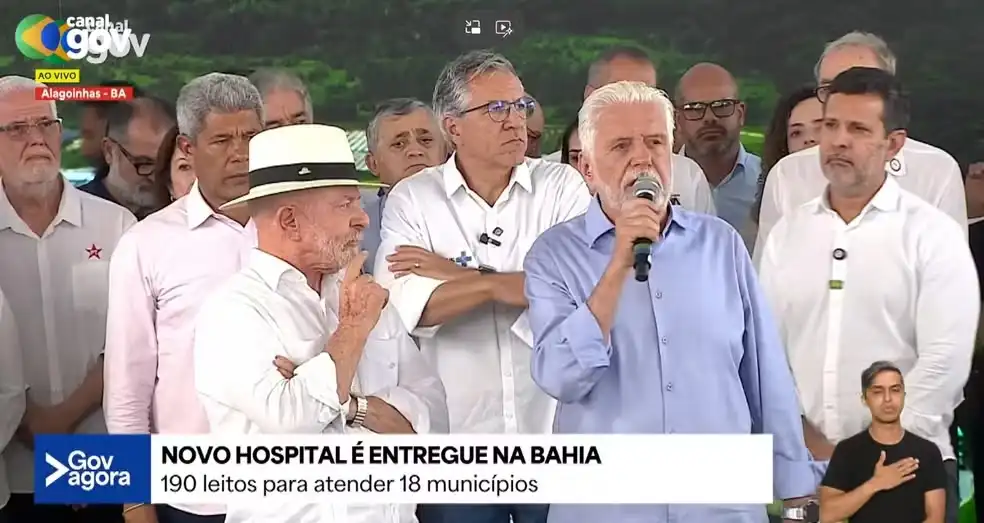 Lula aparece ao lado de Jaques Wagner, investigado no caso Master