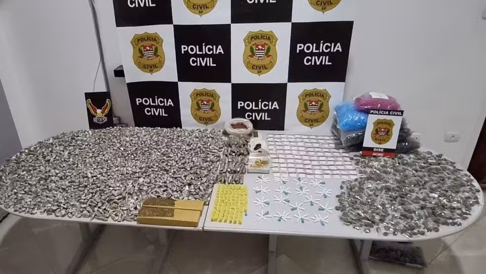 Mais de 3 mil porções de drogas são encontradas em Jacareí