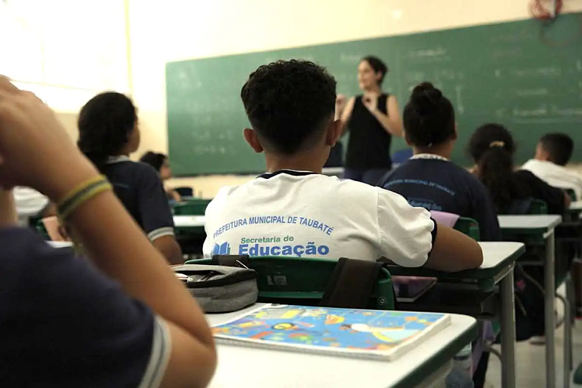 Após greve dos servidores, recesso de julho será usado para reposição de aulas em Taubaté