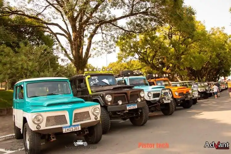 Festival de Foodtruck, carros clássicos e dança circular movimentam fim de semana em Caraguá