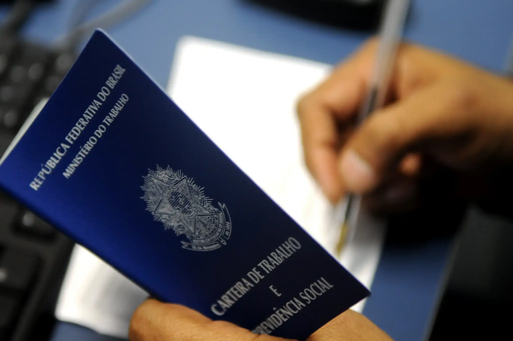 Seguro-Desemprego tem novos valores e parcelas podem chegar a R$ 2.518,65 