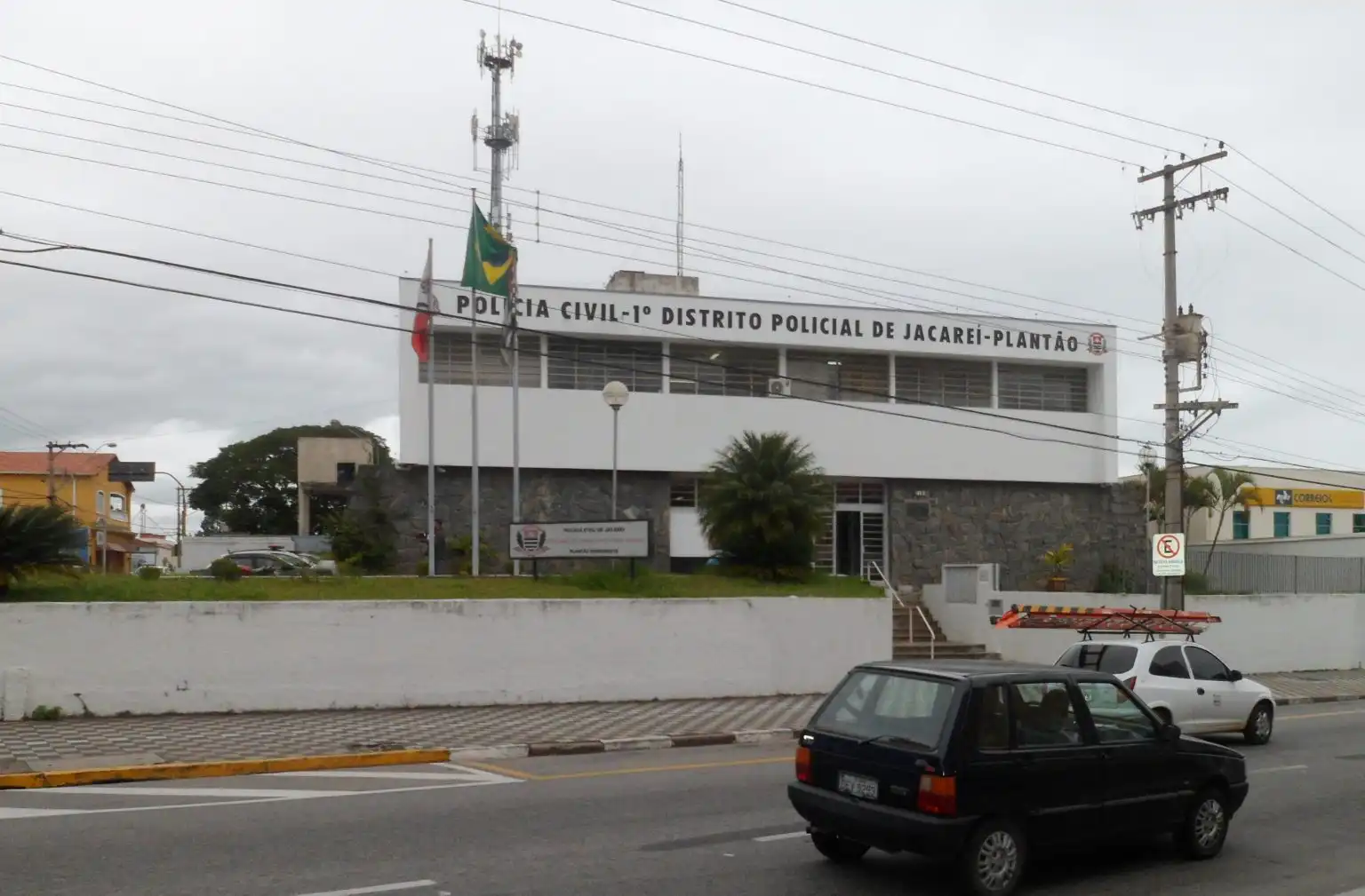Mulher é resgatada após companheiro deixá-la em cárcere privado no Cidade Salvador em Jacareí