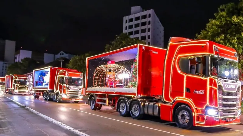 Caravana de Natal da Coca-Cola passa pela primeira vez por Caçapava nesta quinta-feira (27) 