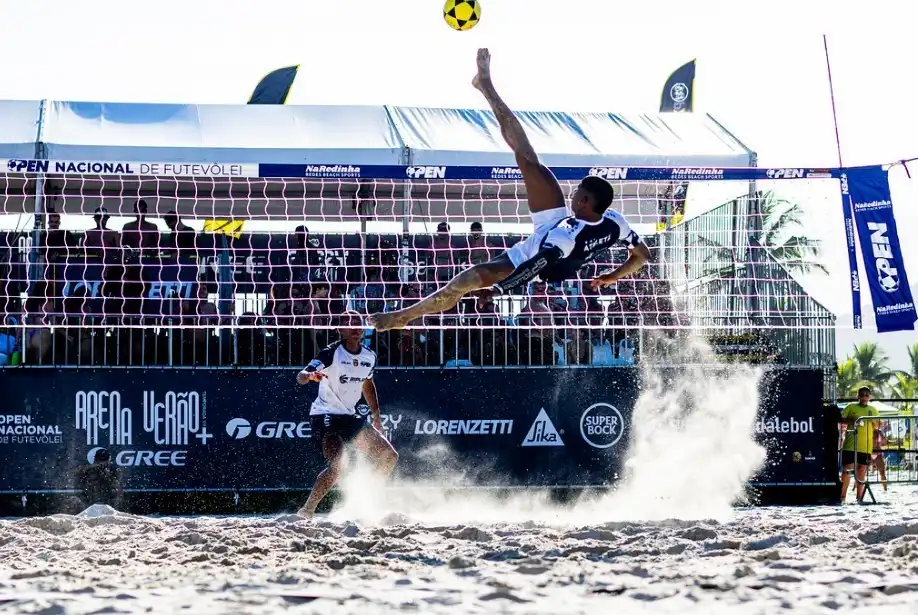 São Sebastião recebe evento de beach tennis, futevôlei e beach soccer 