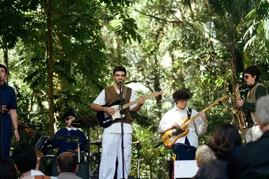 Cine Teatro recebe o grupo Papossa & Conjunto no "Sábados Musicais"