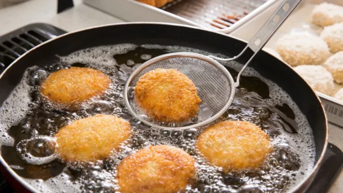 Cheiro de fritura na casa? Veja dicas para reduzir o odor na cozinha