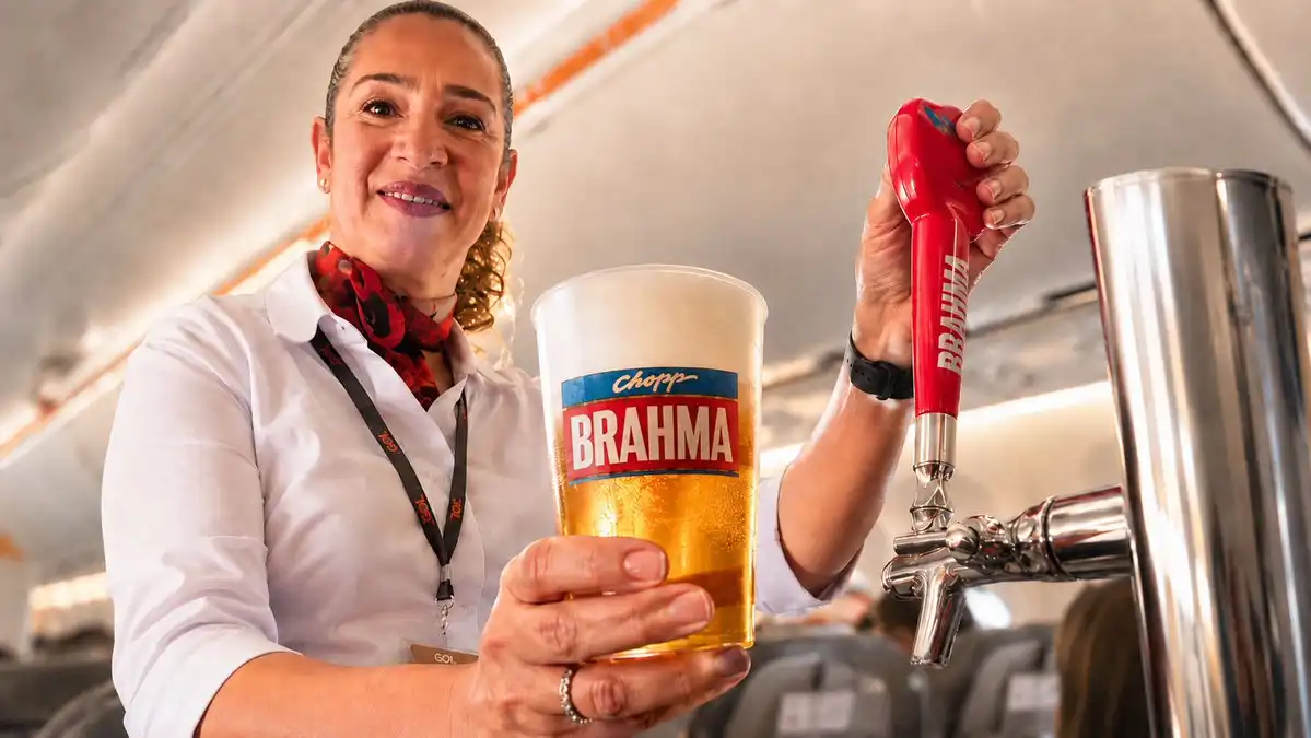 Gol distribuirá chopp gratuitamente em voos comerciais