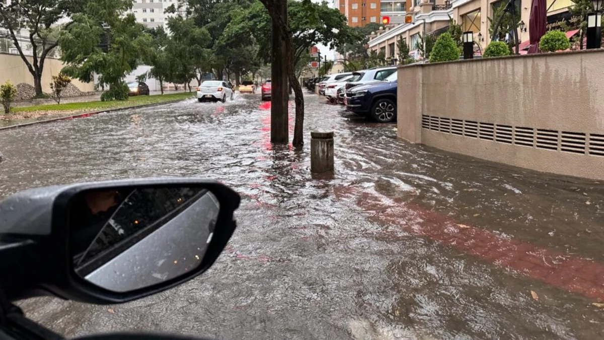 Vale e Litoral têm novo alerta para chuva forte com risco de enchentes e deslizamentos