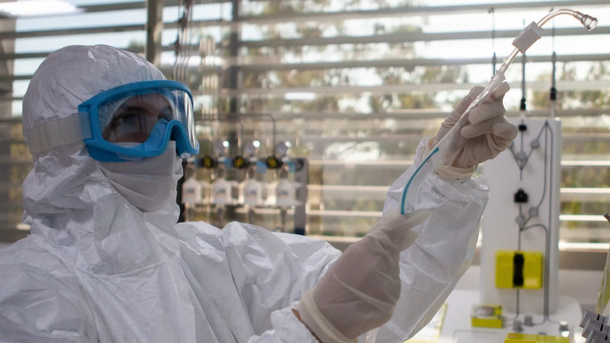 Ceará terá primeiro laboratório de terapia CAR-T contra o câncer pelo SUS no Nordeste