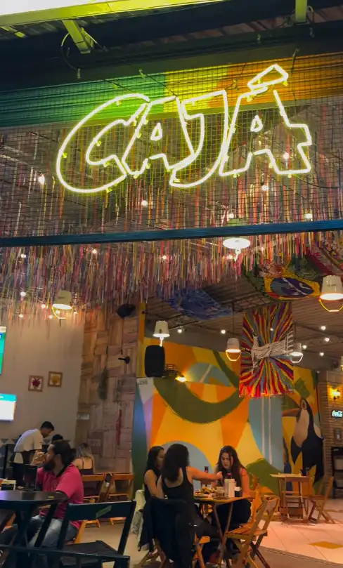 Com telão, chope grátis e copo temático, Cajá Bar entra no clima da Copa do Mundo em São José dos Campos