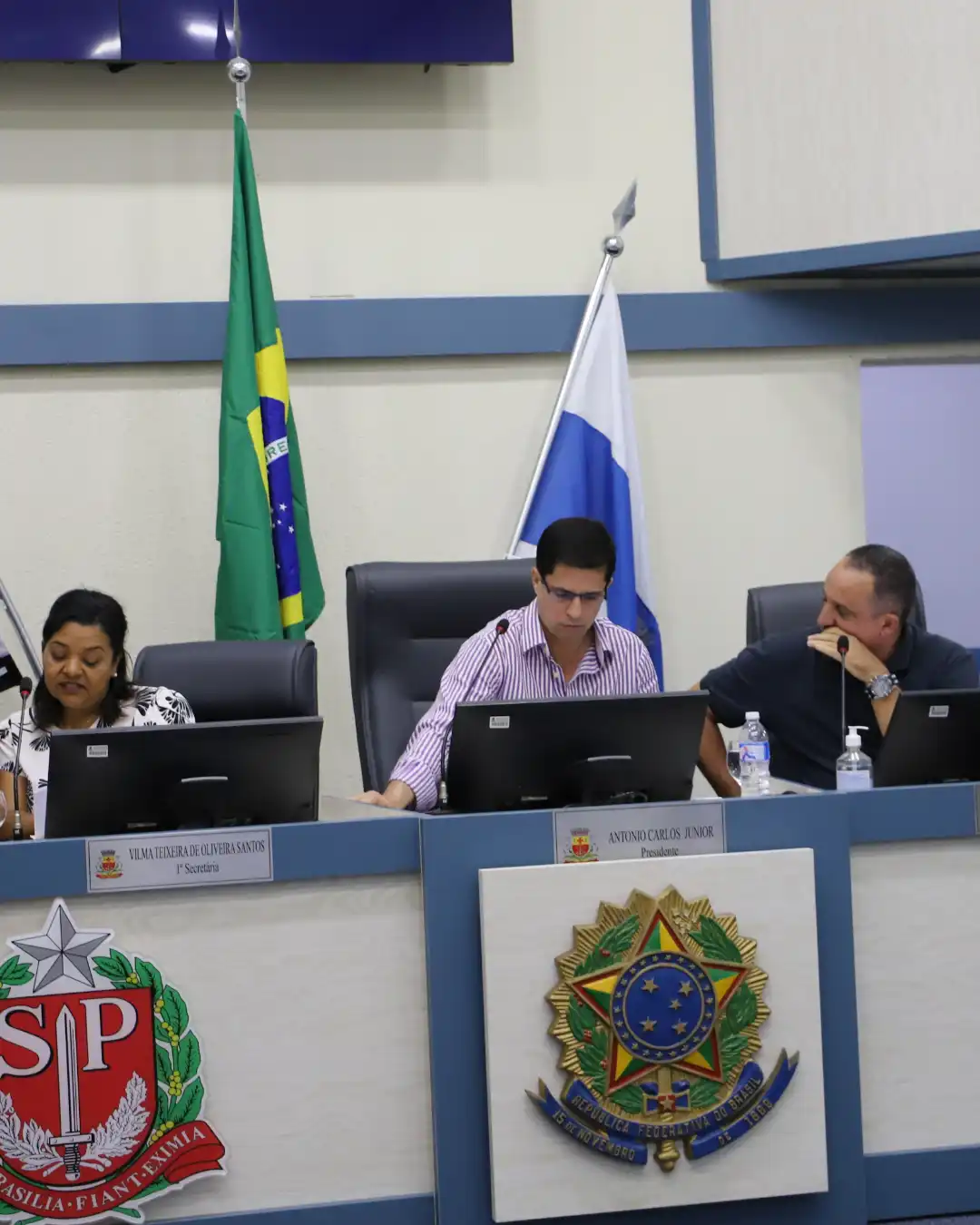 Presidente da Câmara fala sobre projeto que identifica crianças com problemas de visão dentro das escolas de Caraguatatuba