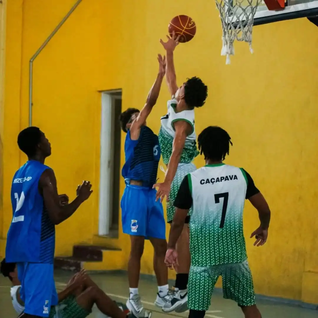 Prefeitura de Caçapava realiza seletiva de basquete para jovens talentos neste sábado (06)