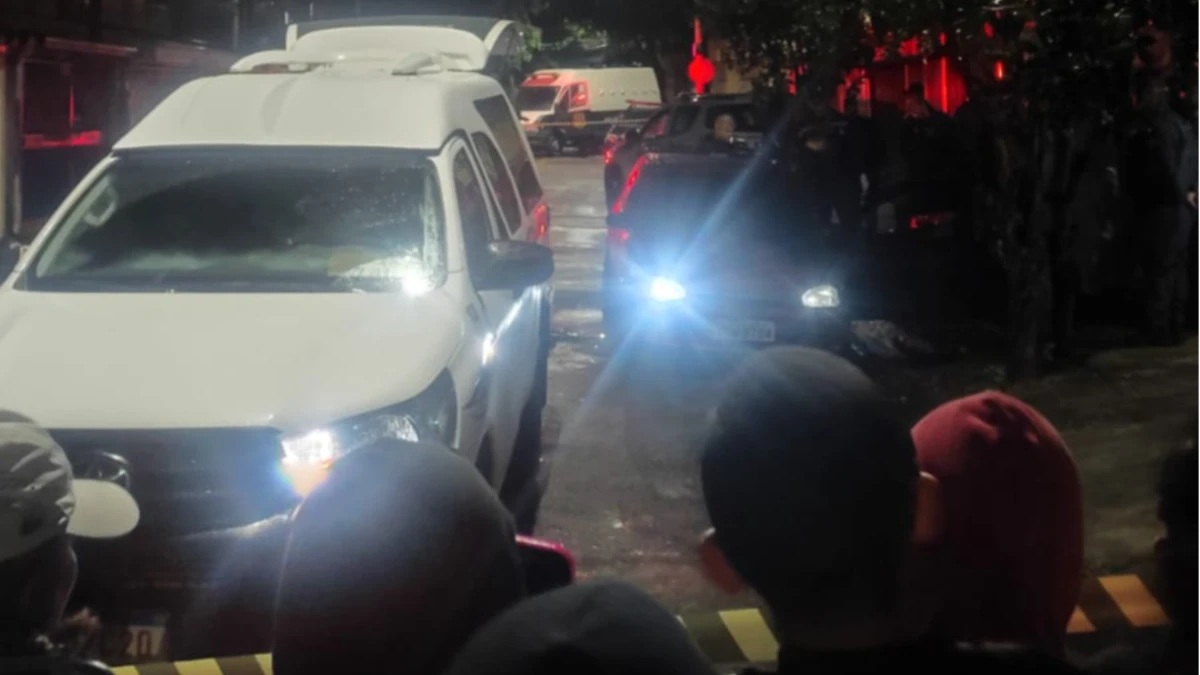 Homem é morto a tiros dentro de carro no Jd. Colonial em São José