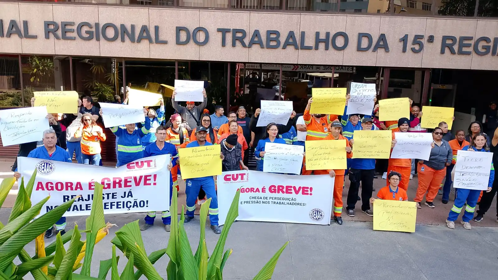 Sem acordo no TRT, trabalhadores da Urbam podem decidir por nova greve nesta quarta-feira (10)