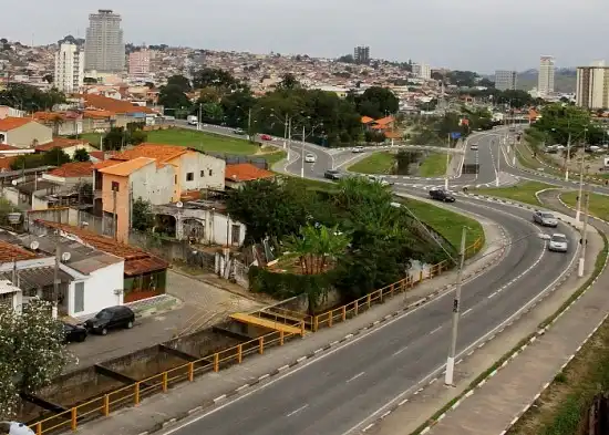 Avenida que liga São José dos Campos a Jacareí terá interdição parcial para obras