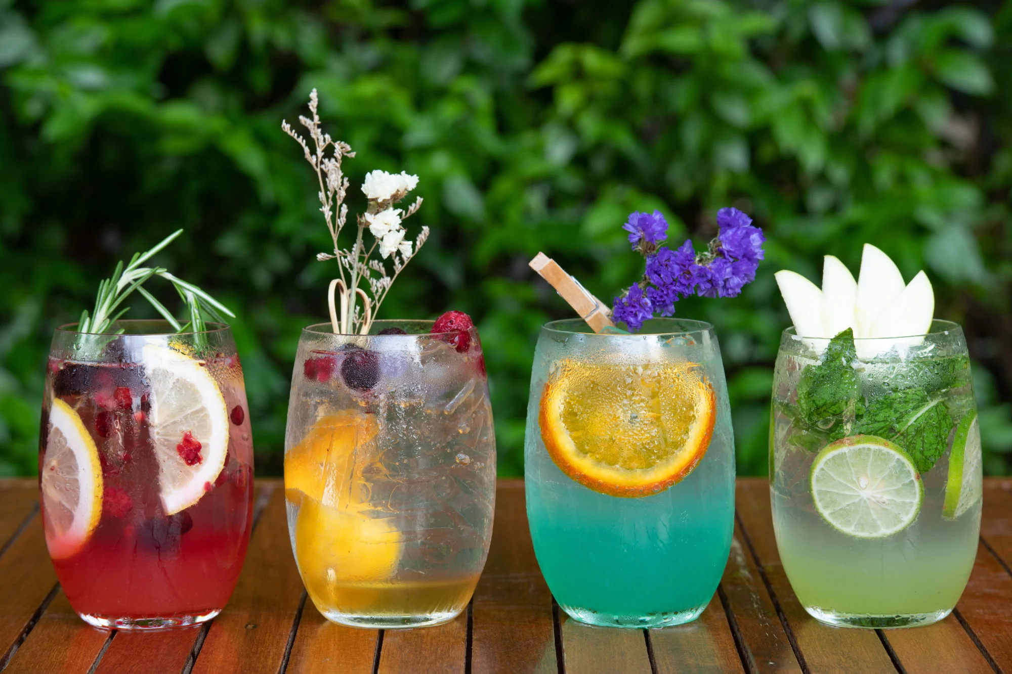 Tendência: aprenda a fazer drinks não alcoólicos para a festa de Réveillon