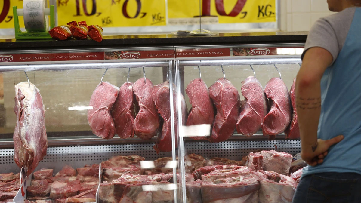 Carne vermelha ficou mais barata em junho, diz levantamento da Unitau