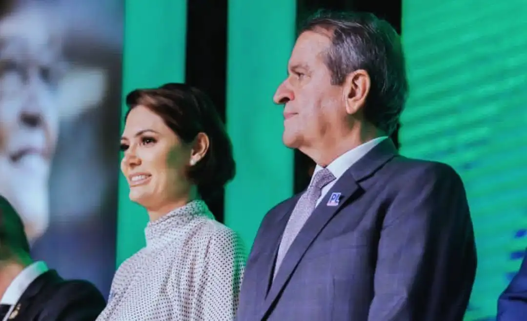 Michelle Bolsonaro toma posse como presidente do PL Mulher
