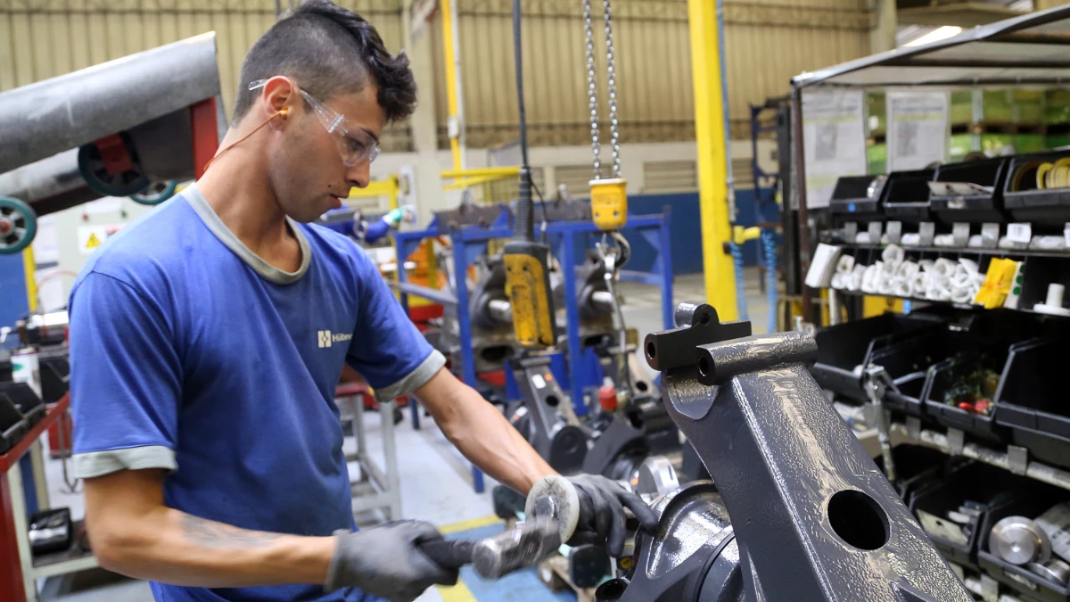 Vale do Paraíba gera 1418 empregos no mês de junho