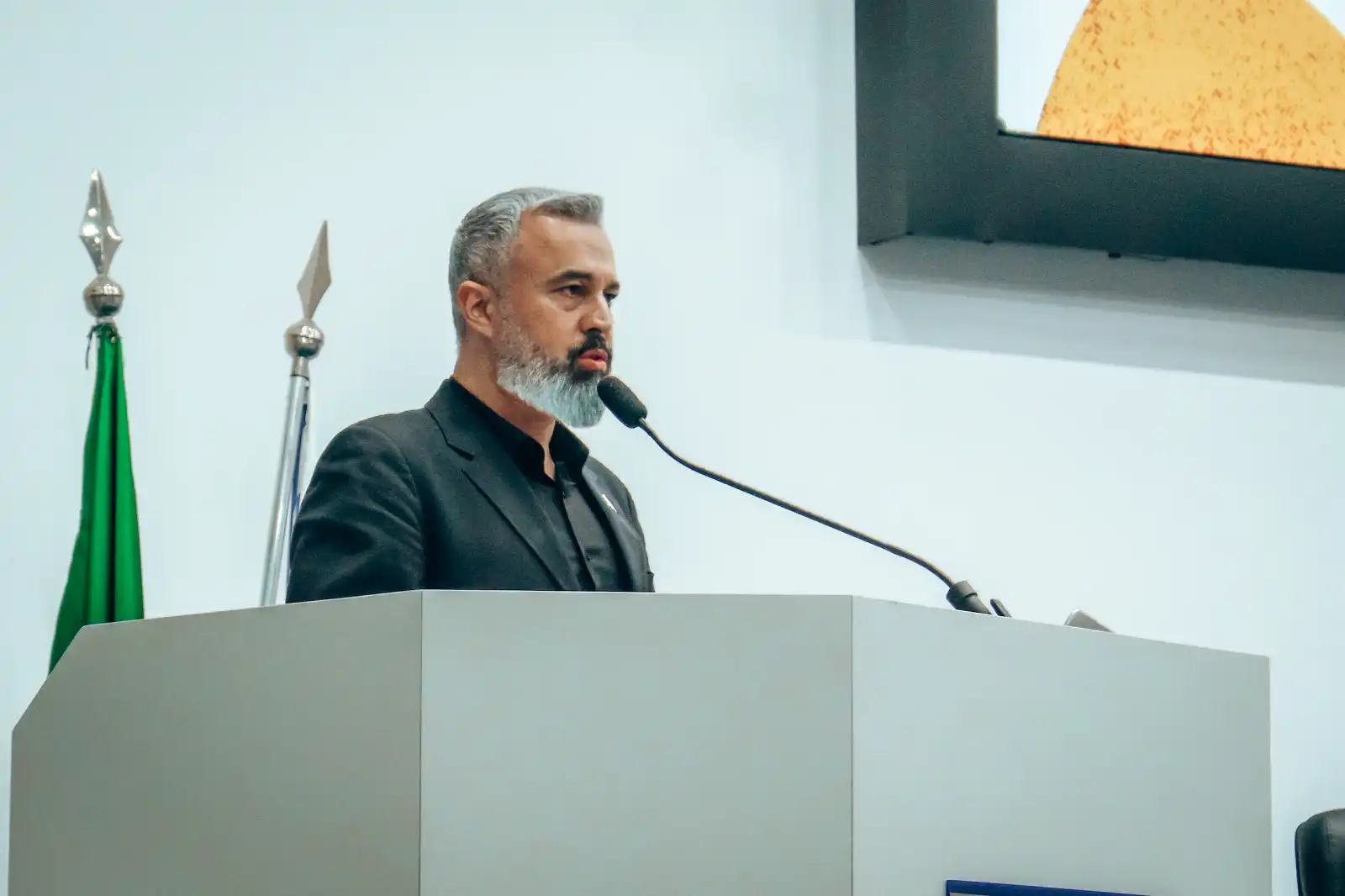 Projeto "Direita Livre" (Fluir), do vereador Apolinario, é aprovado na Câmara de São José dos Campos