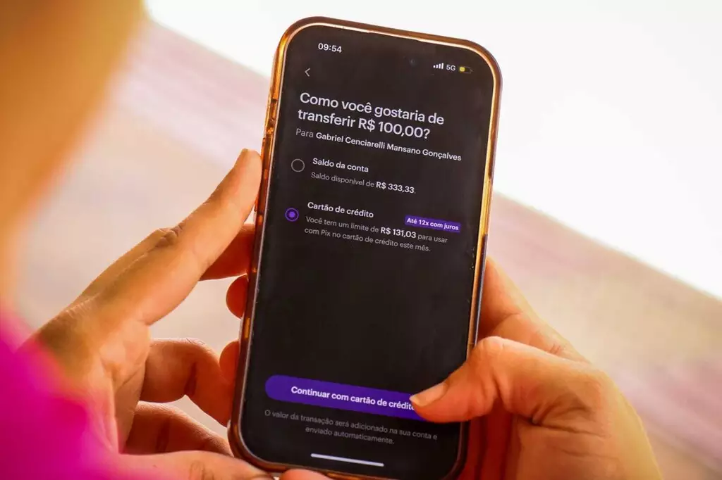 Portabilidade de empréstimos por celular passa a valer no Brasil 