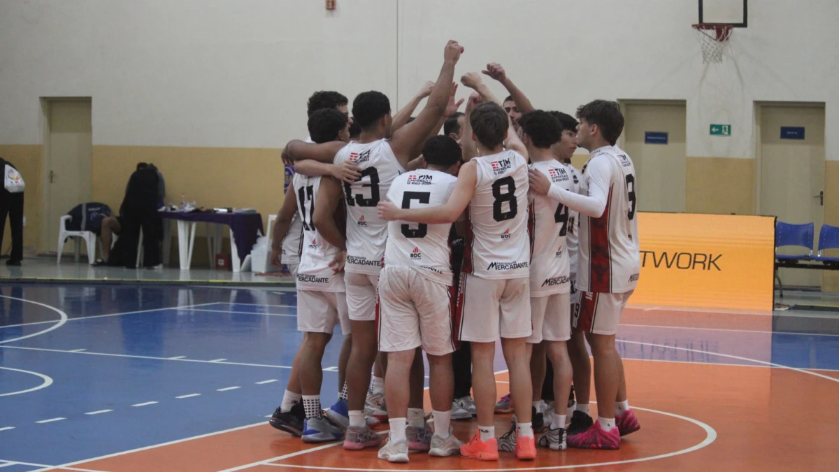 Jacareí conquista título inédito da Copa Sul-Americana Sub-18 de Basquete