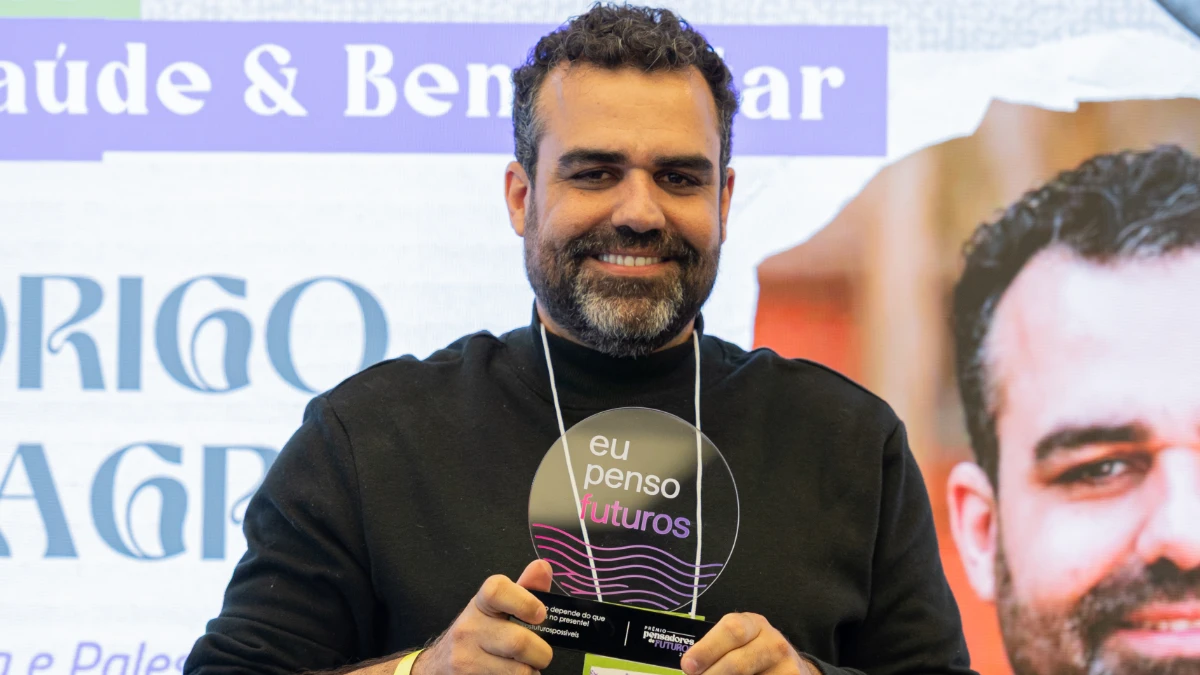 Psicanalista de Jacareí recebe premio nacional de saúde e bem-estar