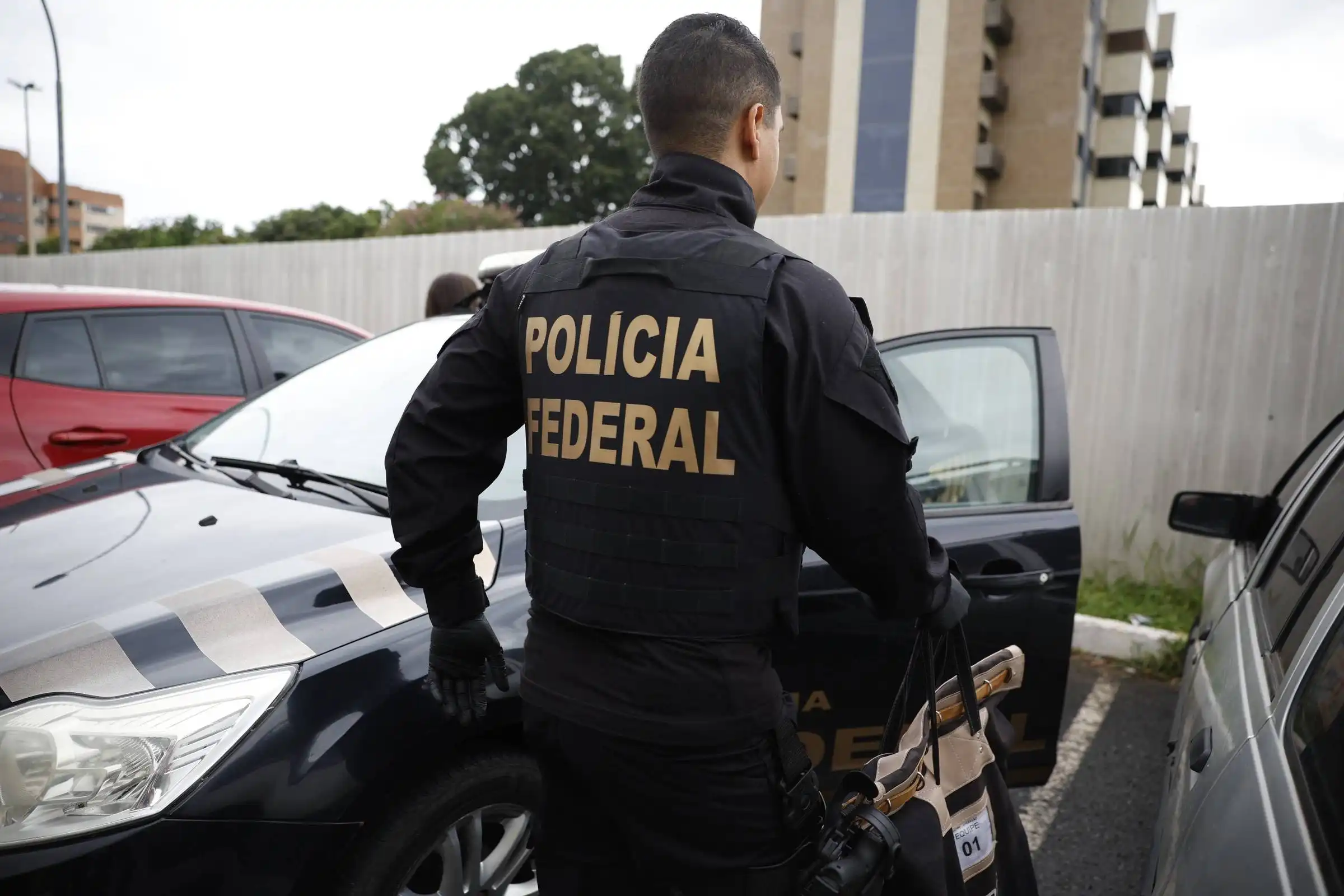 Polícia Federal prende homem envolvido em exploração sexual de crianças e adolescentes em São José dos Campos