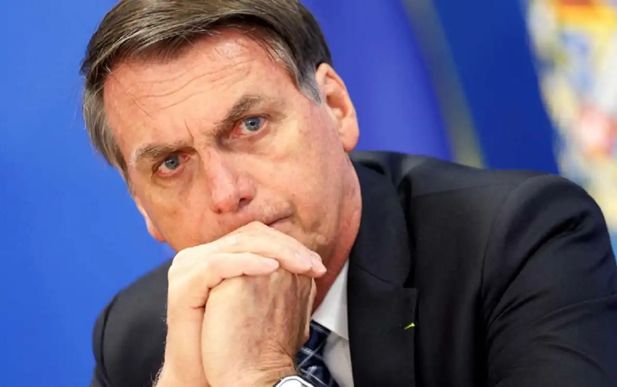 Bolsonaro é condenado a 27 anos de prisão em regime fechado