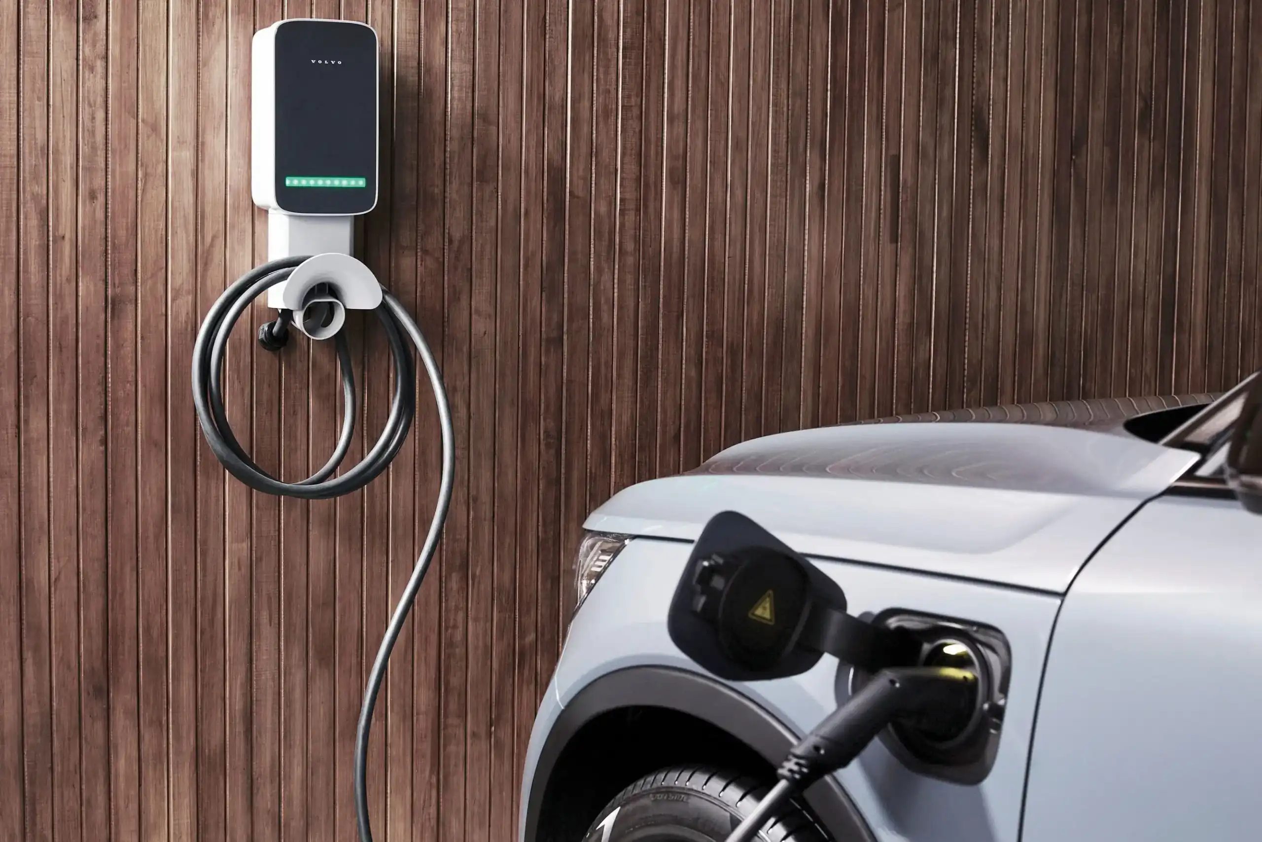 Novas regras para carregadores de carros elétricos em prédios geram debate