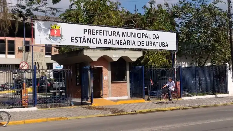 Ubatuba abre concurso público com 48 vagas e salários de até R$ 2,6 mil