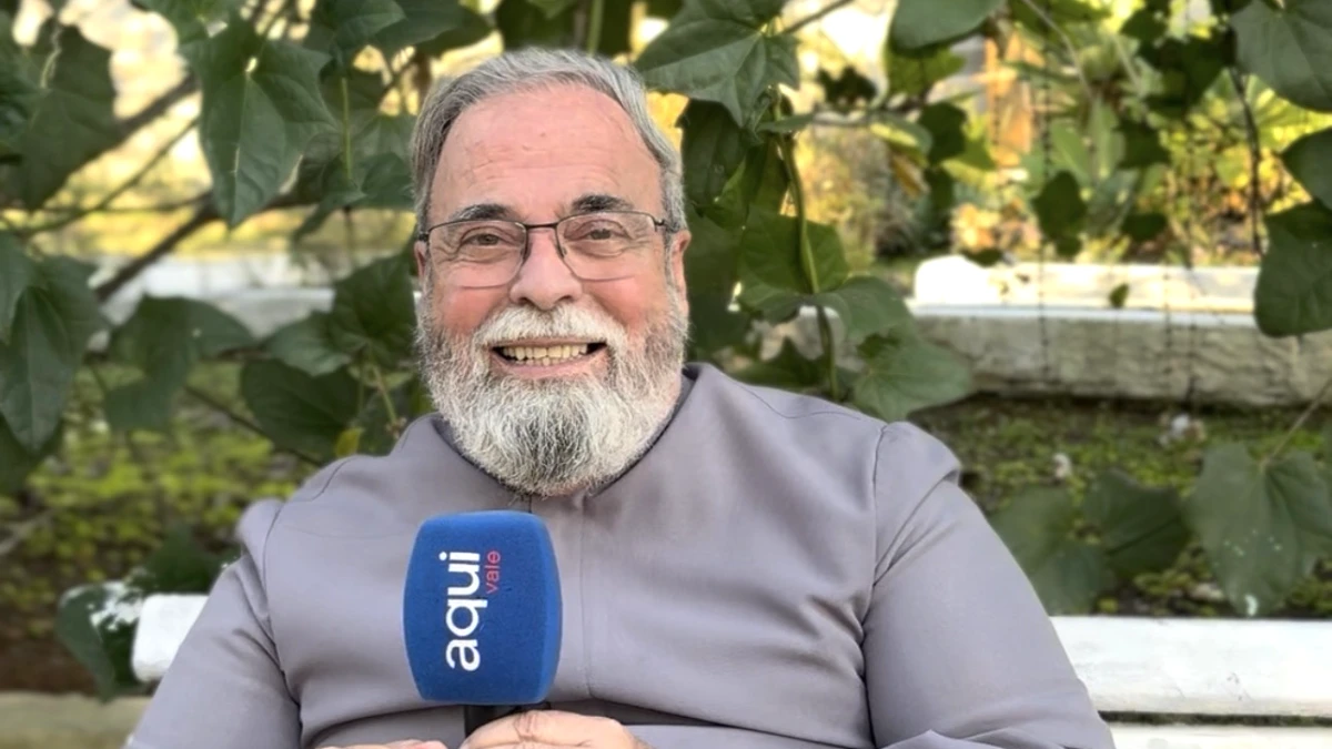 Padre Antônio Maria abre as portas de seu mosteiro em Jacareí