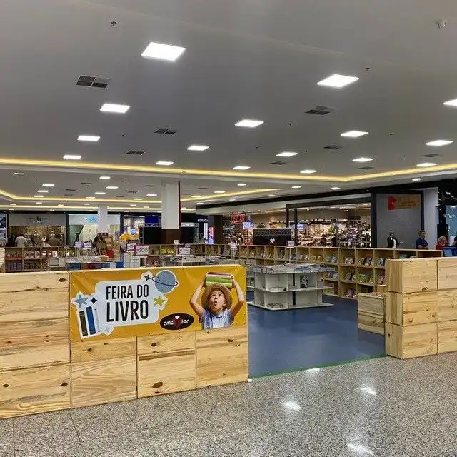 Feira de Livro no Shopping Jardim Oriente com obras a partir de R$10
