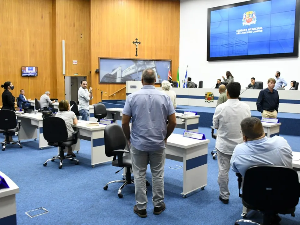 Aumento da idade mínima de aposentadoria dos servidores é aprovada por vereadores de São José