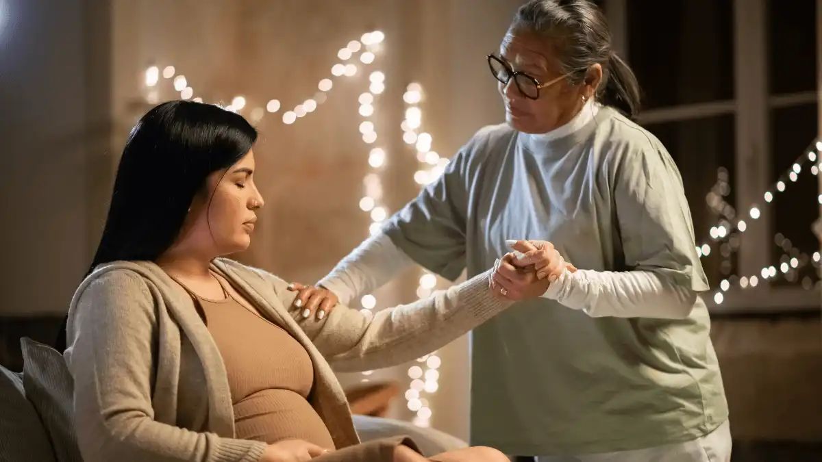 Lei que regulamenta profissão de doula é sancionada e amplia direitos de gestantes no Brasil