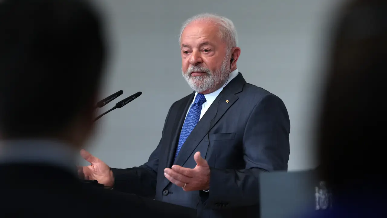 Mais de 265 mil famílias foram cortadas do Auxílio Gás durante o Governo Lula