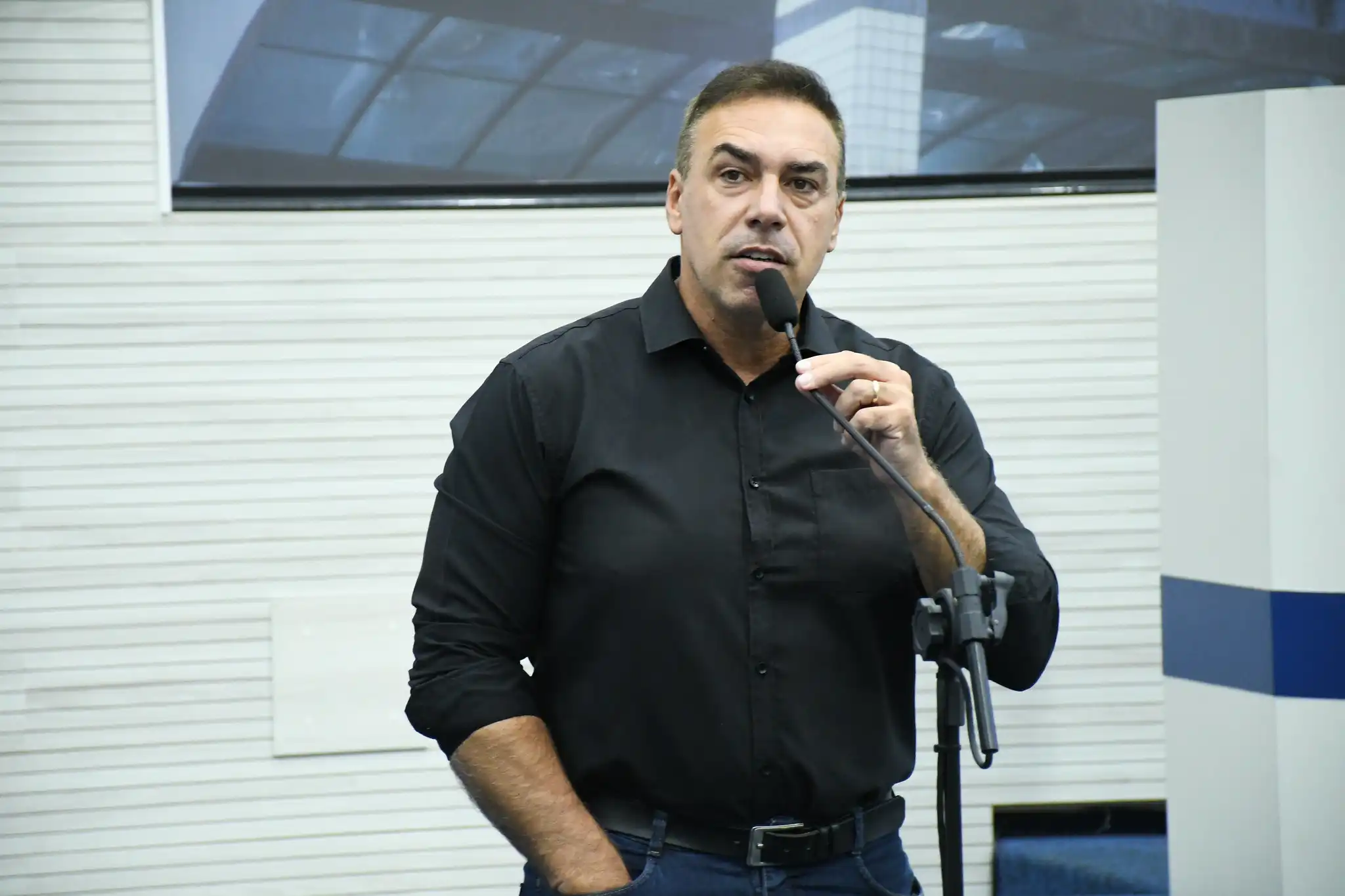 Moradora acusa Câmara de corporativismo e diz ter provas contra vereador 