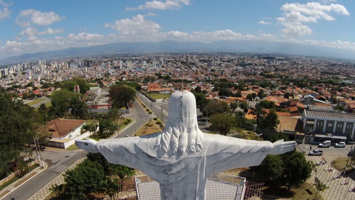 Taubaté realiza plantão para orientar candidatos do concurso público