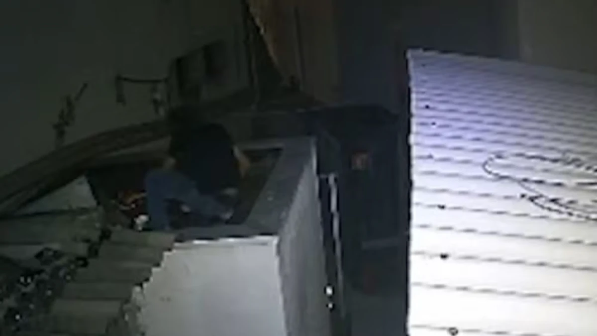 Homem invade restaurante pelo telhado, furta chocolates e é preso em São José dos Campos