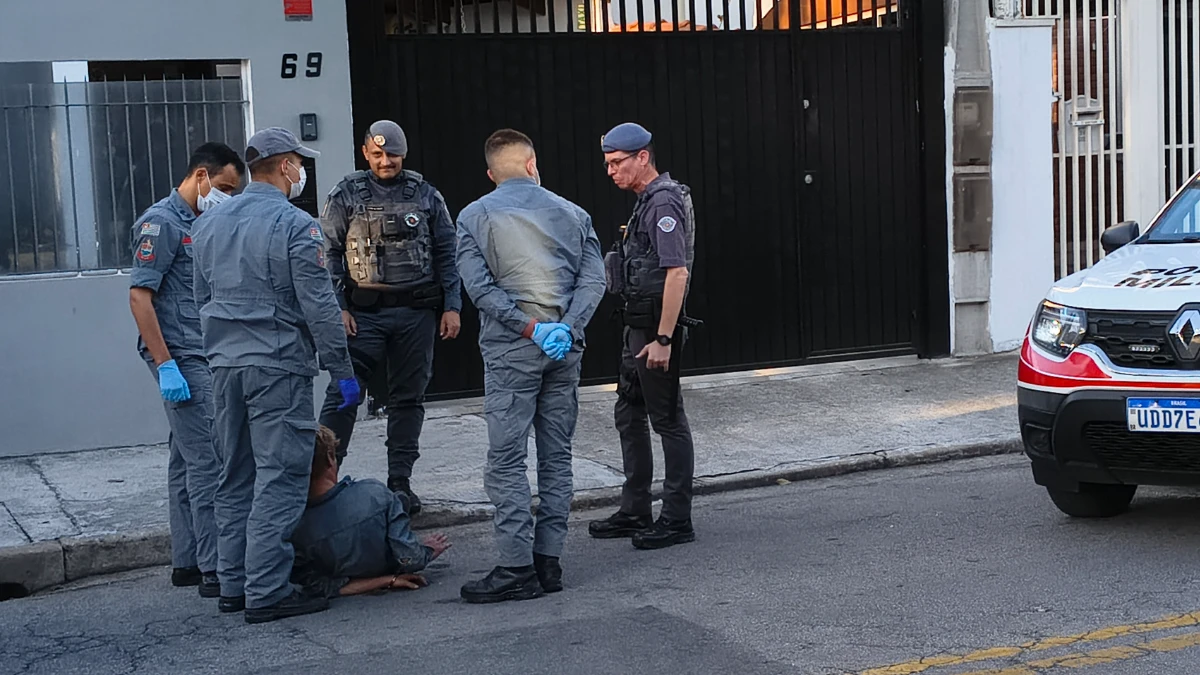 Homem falando russo assusta moradores na Vila Betânia