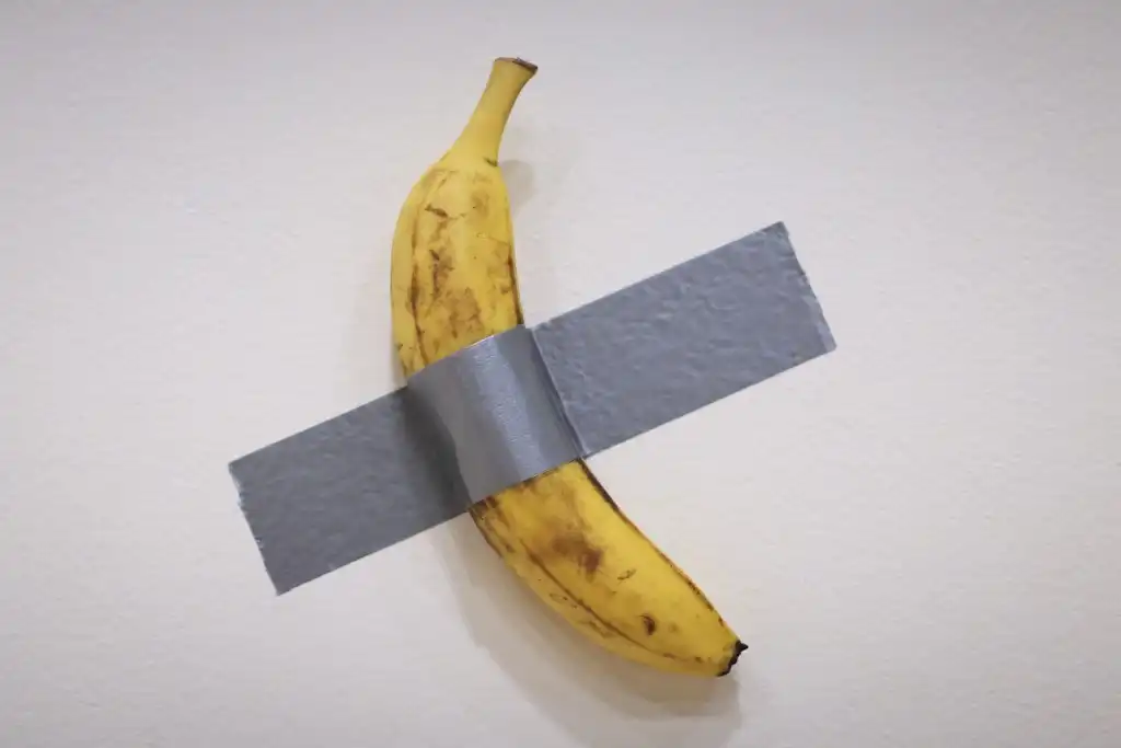 Banana é arrematada por R$ 35 milhões em leilão de arte