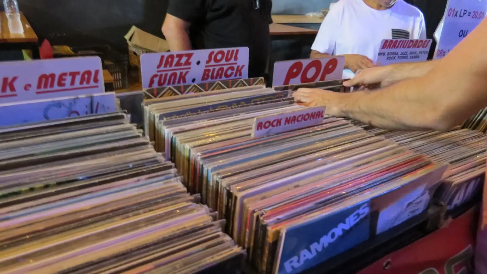 São José recebe feira com mais de 10 mil discos na véspera do Dia das Mães