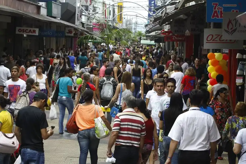 Humanos caminham mais e movimentam mais peso do que todos os animais selvagens juntos