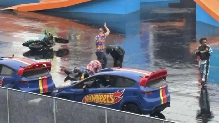 Motociclista morre após acidente durante apresentação no Beto Carrero World 