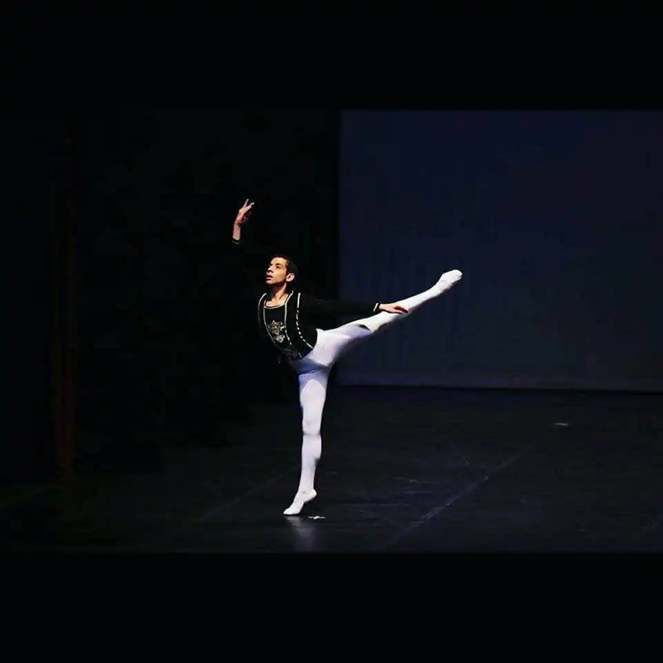 Dia Internacional da Dança: Bailarino de São José teve a vida transformada pela arte