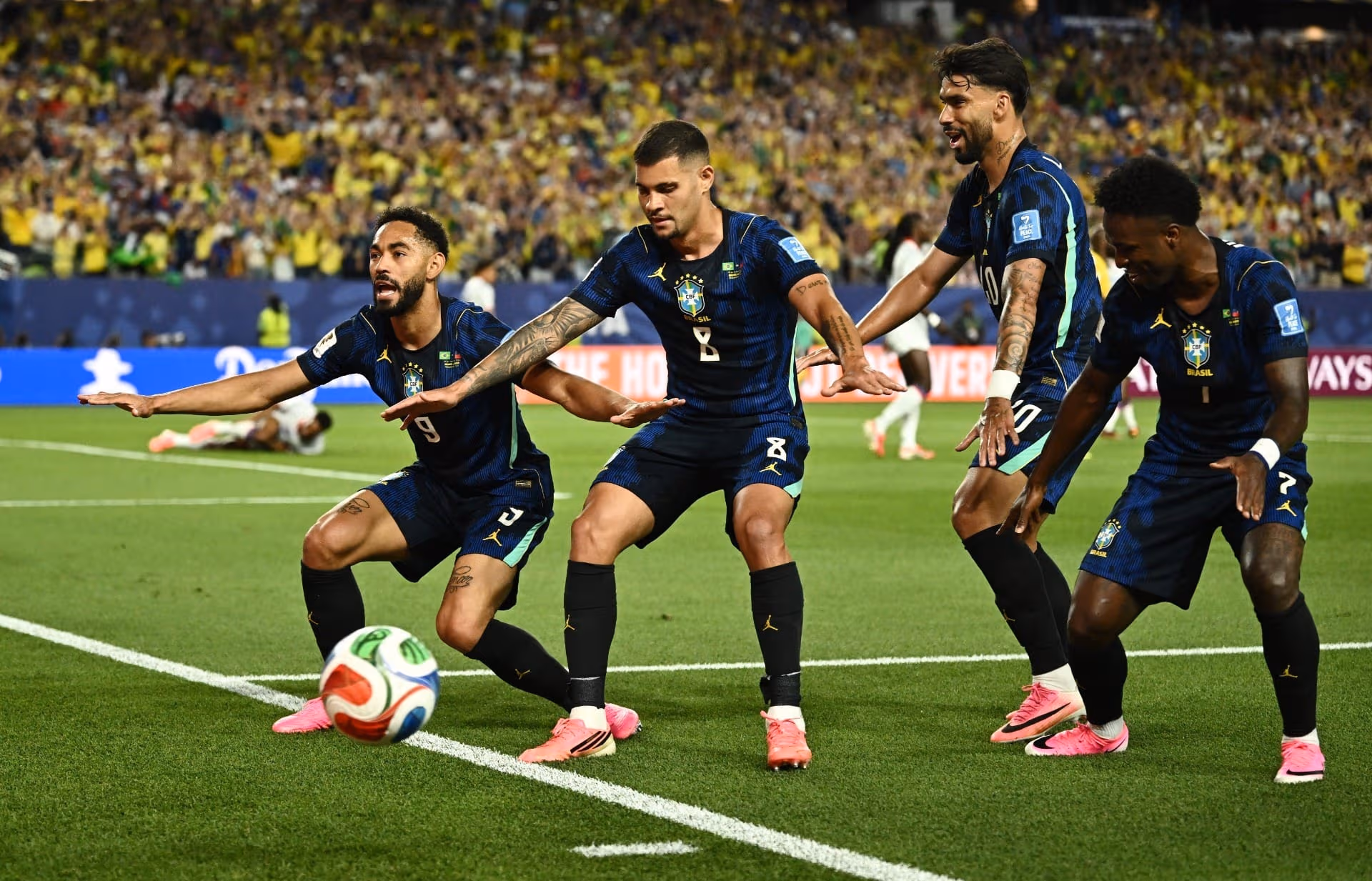 Brasil goleia com tranquilidade o Haiti e encaminha classificação